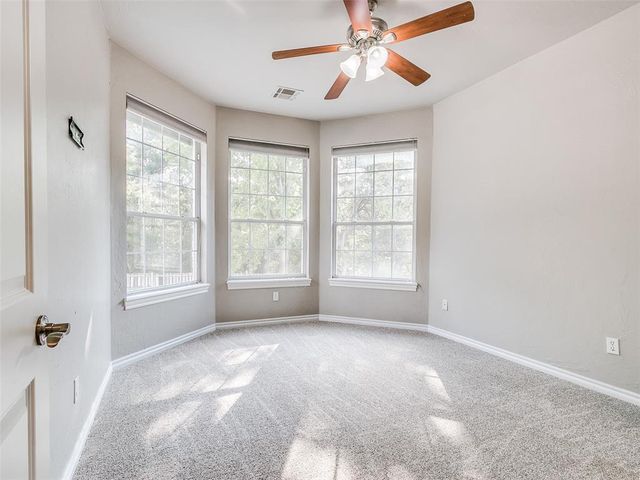 16 Greenmore Drive, Edmond, OK 73034