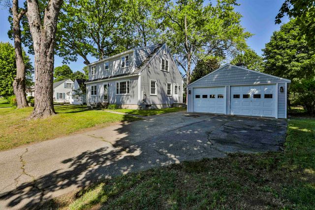 7 Holly Drive, Nashua, NH 03063