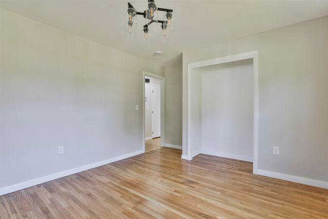 7 Holly Drive, Nashua, NH 03063