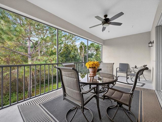 8348 BELLA TIERRA CT, Champions Gate, FL 33896