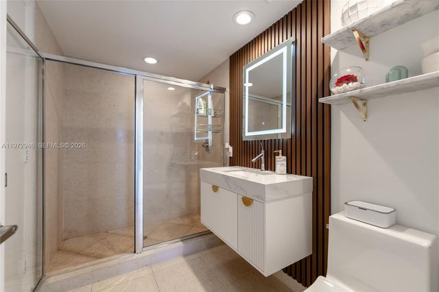 495 Brickell Ave 3211, Miami, FL 33131