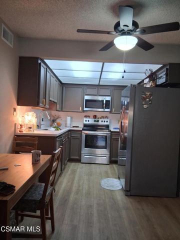 1246 Patricia Avenue 28, Simi Valley, CA 93065