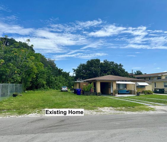 2531 Pierce Street, Hollywood, FL 33020