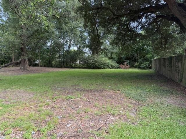 2222 Lilly Street, Lake Charles, LA 70601