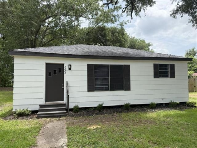 2222 Lilly Street, Lake Charles, LA 70601