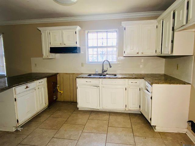 3501 N Jefferson St, Baker, LA 70714