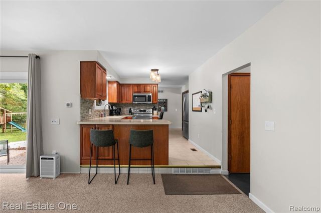 20001 S Riverhill Drive, Clinton Township, MI 48036