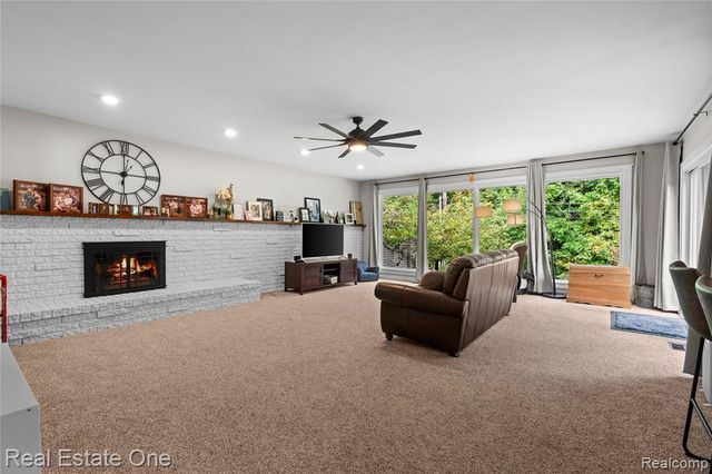 20001 S Riverhill Drive, Clinton Township, MI 48036