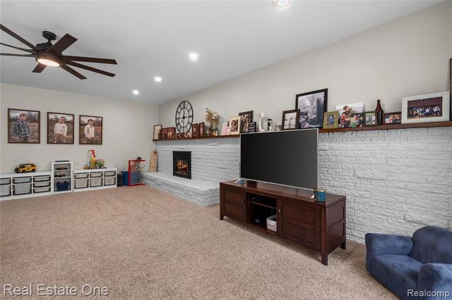 20001 S Riverhill Drive, Clinton Township, MI 48036