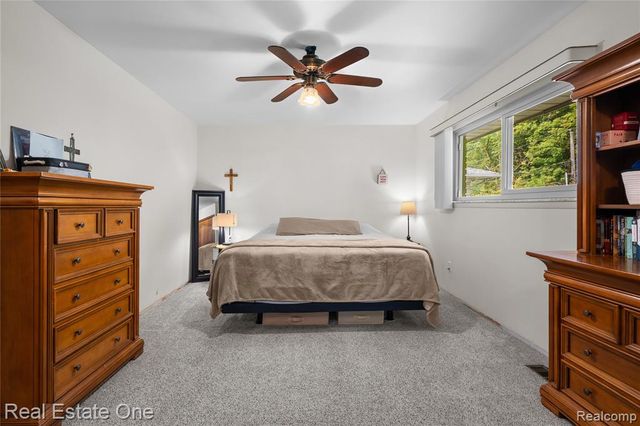 20001 S Riverhill Drive, Clinton Township, MI 48036