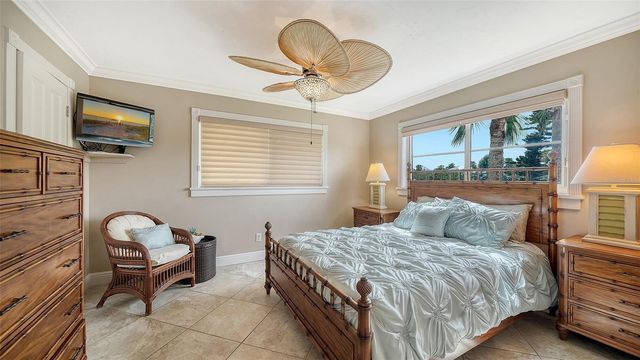 7115 GULF OF MEXICO DRIVE 23, Longboat Key, FL 34228