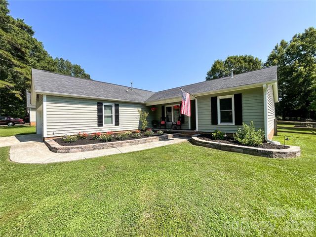 103 Woodland Lane, Monroe, NC 28112