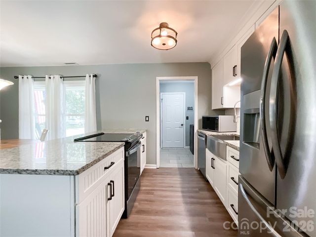 103 Woodland Lane, Monroe, NC 28112