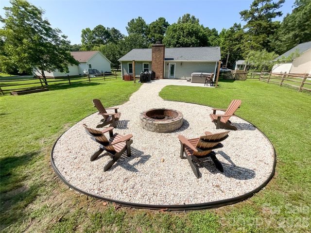 103 Woodland Lane, Monroe, NC 28112