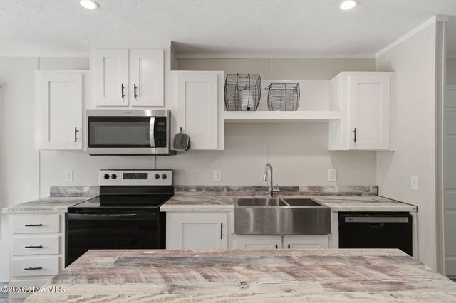 1610 Stanbury Road SW, Supply, NC 28462