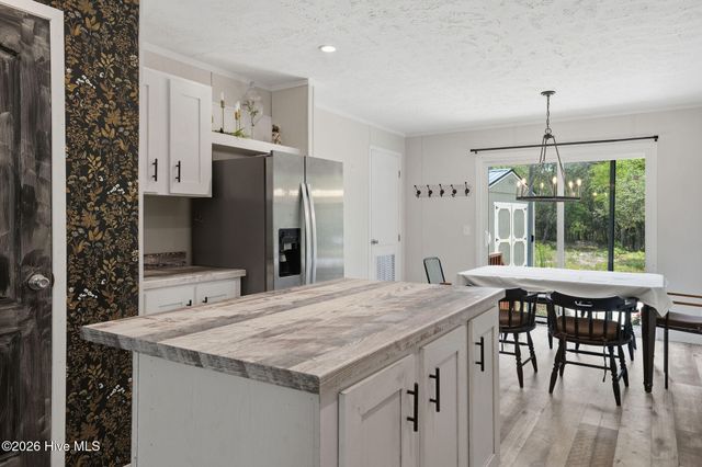 1610 Stanbury Road SW, Supply, NC 28462