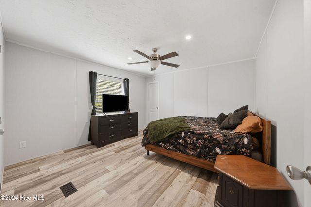 1610 Stanbury Road SW, Supply, NC 28462