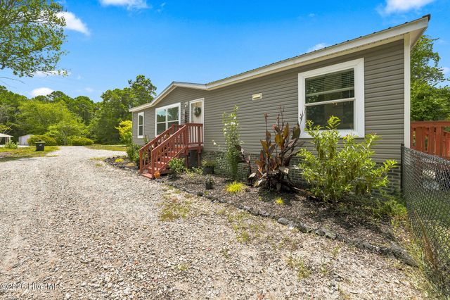 1610 Stanbury Road SW, Supply, NC 28462