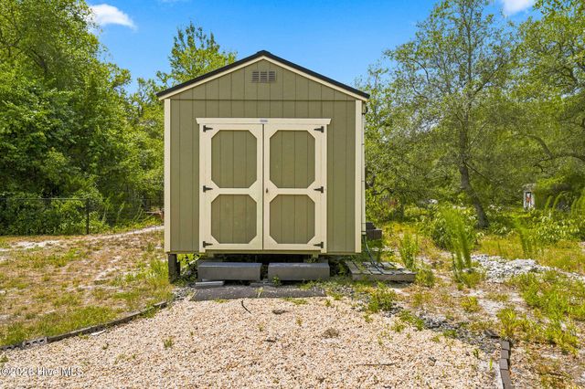 1610 Stanbury Road SW, Supply, NC 28462