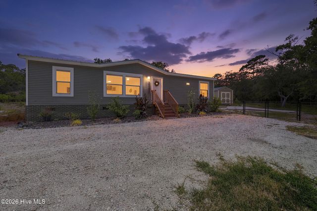 1610 Stanbury Road SW, Supply, NC 28462