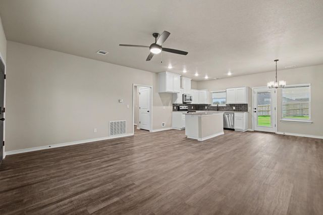 206 Water Well RD, Burnet, TX 78611