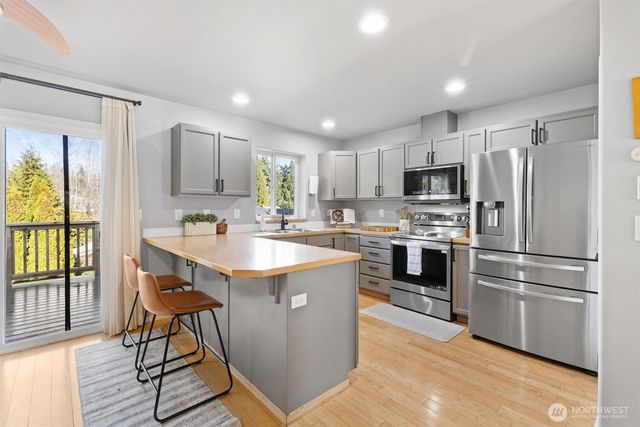 9722 50th Avenue NE, Marysville, WA 98270