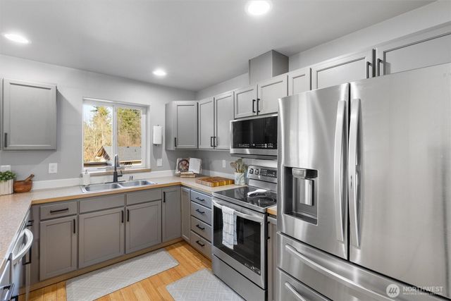 9722 50th Avenue NE, Marysville, WA 98270