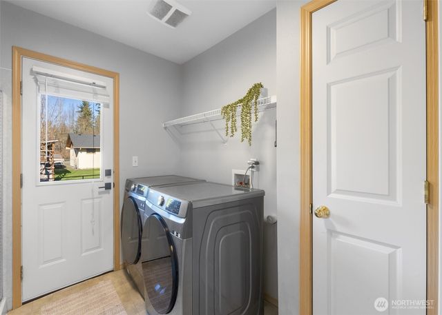 9722 50th Avenue NE, Marysville, WA 98270