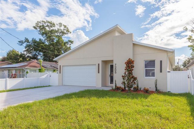 7205 N LOIS AVENUE, Tampa, FL 33614