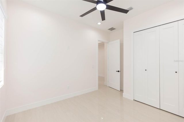7205 N LOIS AVENUE, Tampa, FL 33614
