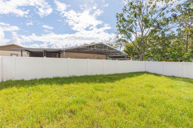 7205 N LOIS AVENUE, Tampa, FL 33614