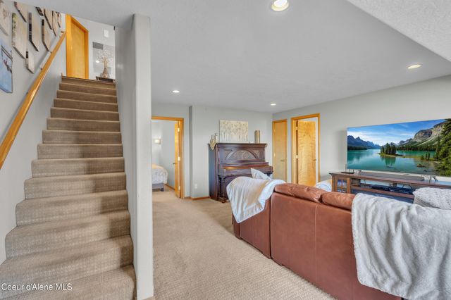 1345 N Kaniksu ST, Post Falls, ID 83854