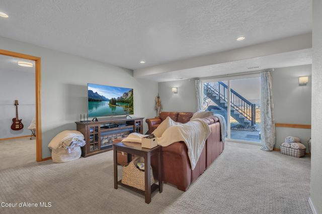 1345 N Kaniksu ST, Post Falls, ID 83854