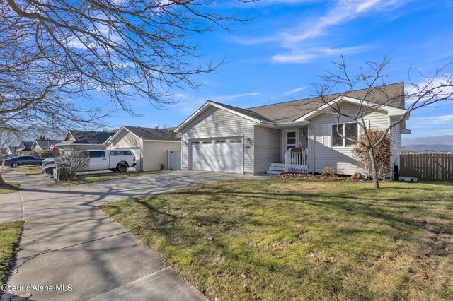 1345 N Kaniksu ST, Post Falls, ID 83854