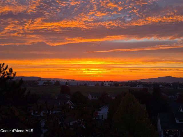 1345 N Kaniksu ST, Post Falls, ID 83854