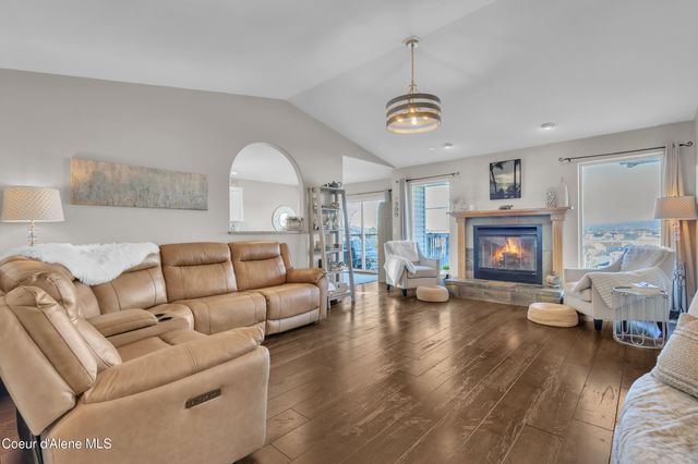 1345 N Kaniksu ST, Post Falls, ID 83854