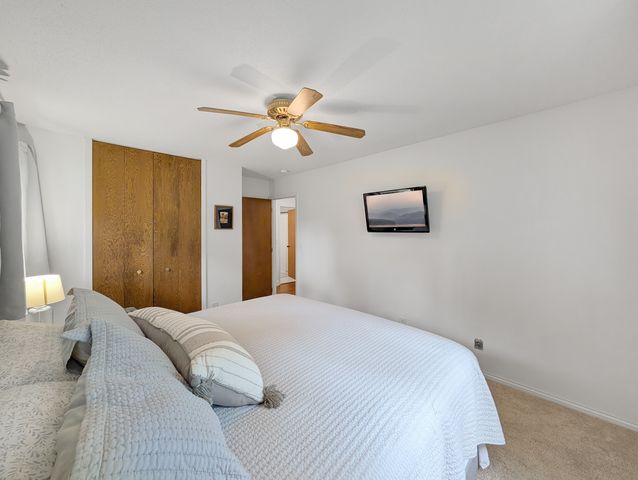 10500 39th Avenue N, Plymouth, MN 55441