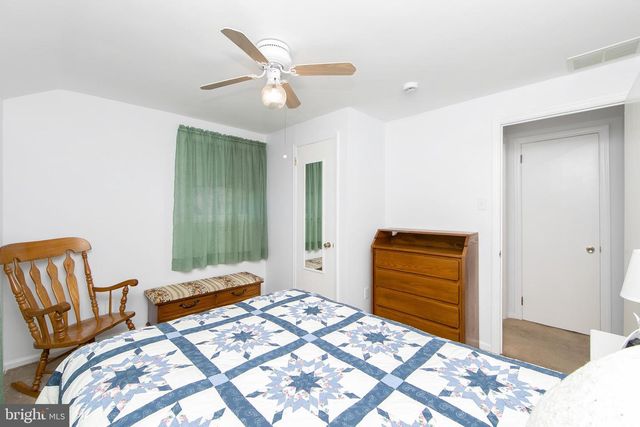 11 HERITAGE RD, Marlton, NJ 08053