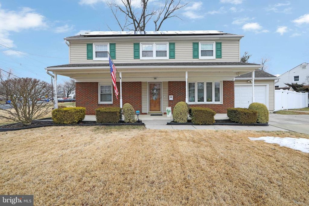 11 HERITAGE RD, Marlton, NJ 08053