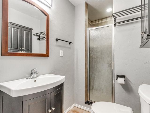 2374 County Road 1270, Blanchard, OK 73010