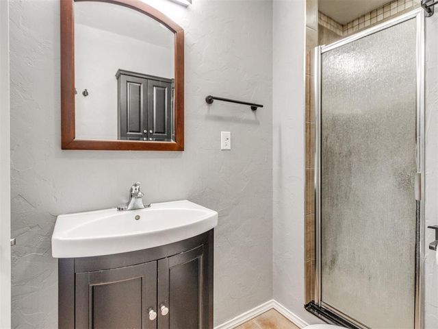 2374 County Road 1270, Blanchard, OK 73010