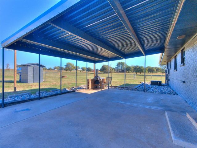 2374 County Road 1270, Blanchard, OK 73010