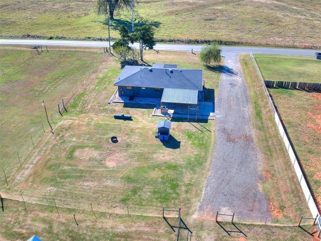 2374 County Road 1270, Blanchard, OK 73010
