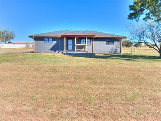 2374 County Road 1270, Blanchard, OK 73010