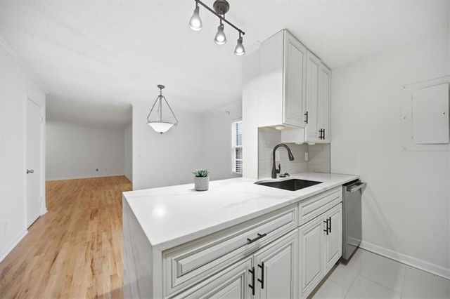 26 Arpege Way NW, Atlanta, GA 30327