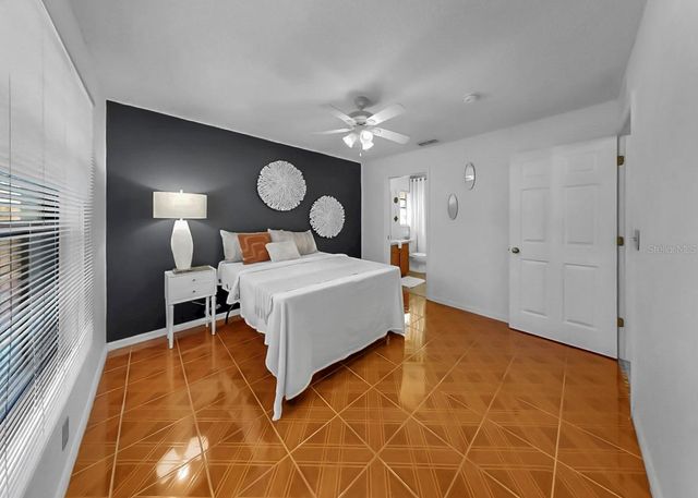 11722 LYNN BROOK CIRCLE, Seffner, FL 33584