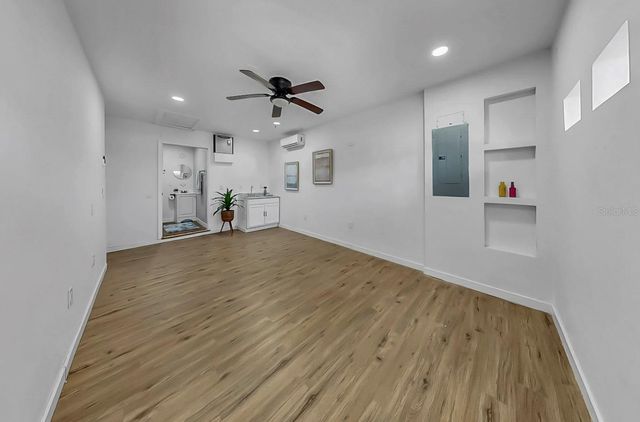 11722 LYNN BROOK CIRCLE, Seffner, FL 33584