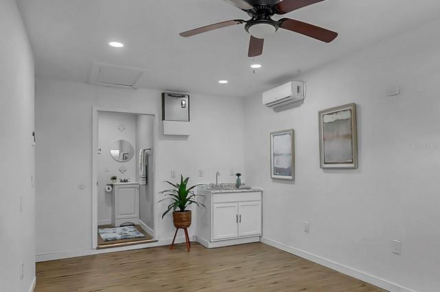 11722 LYNN BROOK CIRCLE, Seffner, FL 33584