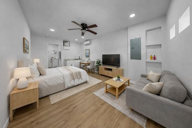 11722 LYNN BROOK CIRCLE, Seffner, FL 33584