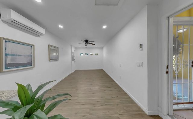 11722 LYNN BROOK CIRCLE, Seffner, FL 33584